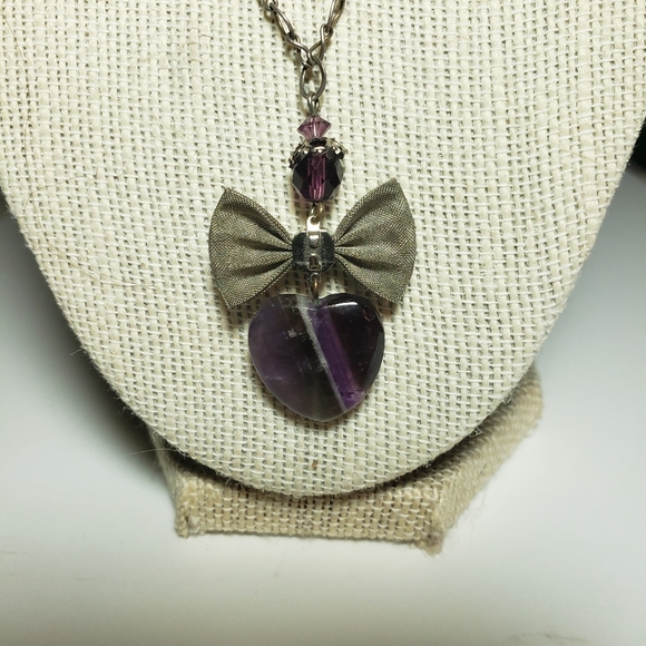 Vintage Amethyst Heart with Silver Mesh Bow Necklace on Sterling - Picture 4 of 14